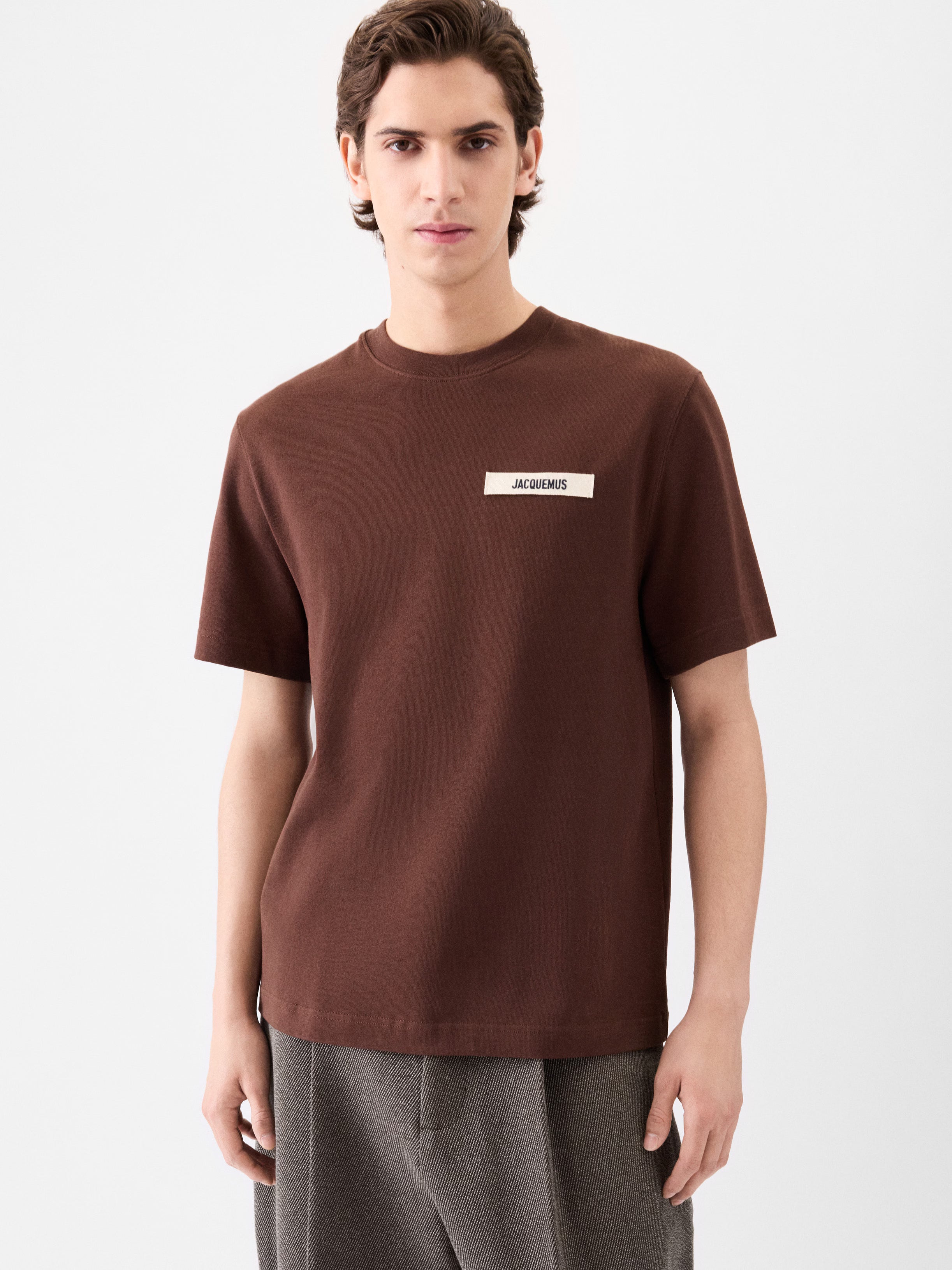 Jacquemus : Le t-shirt Gros Grain Marron